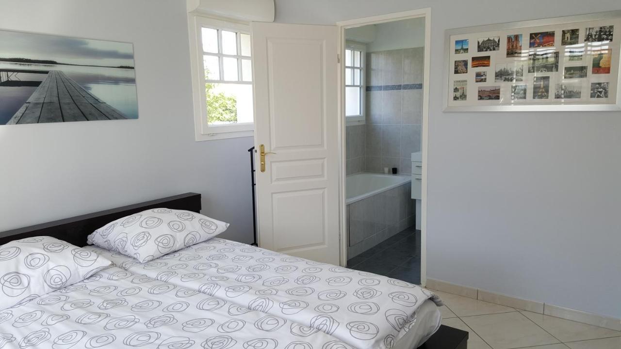 Guest House Reciner Disneyland Bailly-Romainvilliers Eksteriør bilde